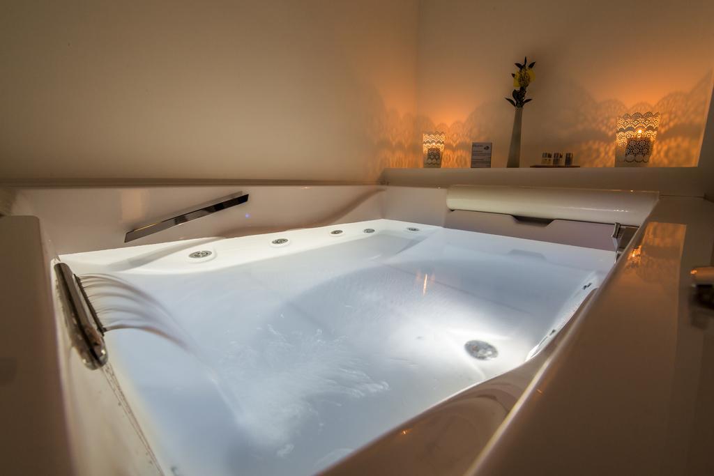 Blue Luxury Rome