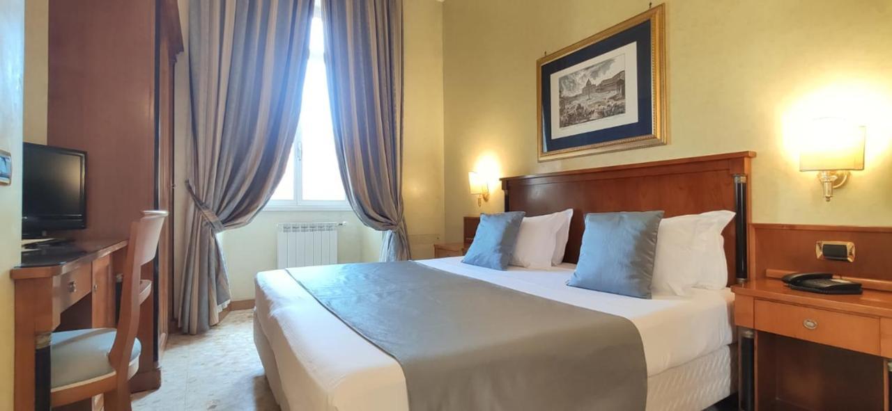 Miami Hotel 3*