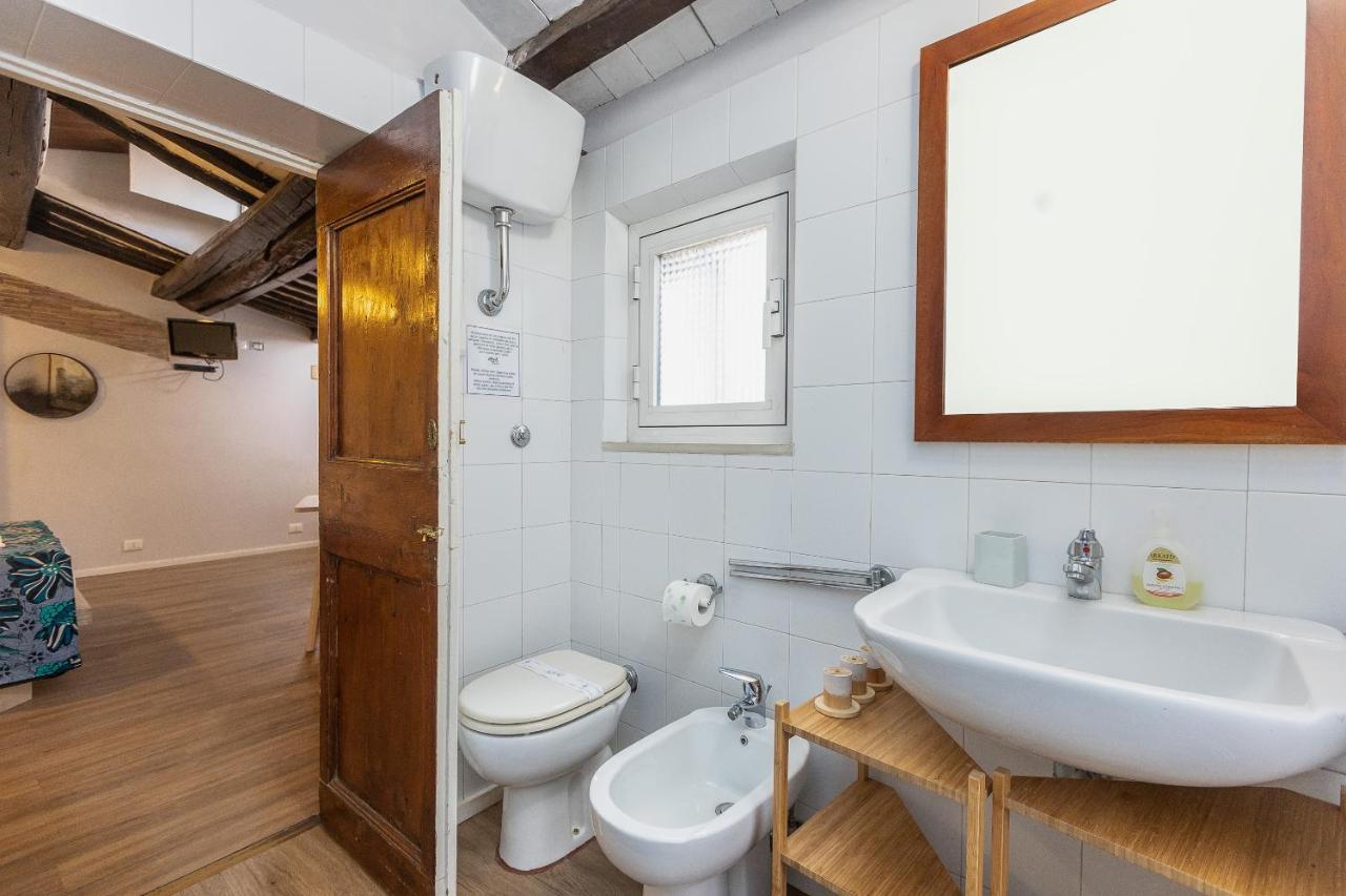 Cancelleria Apartment-rental In Rome