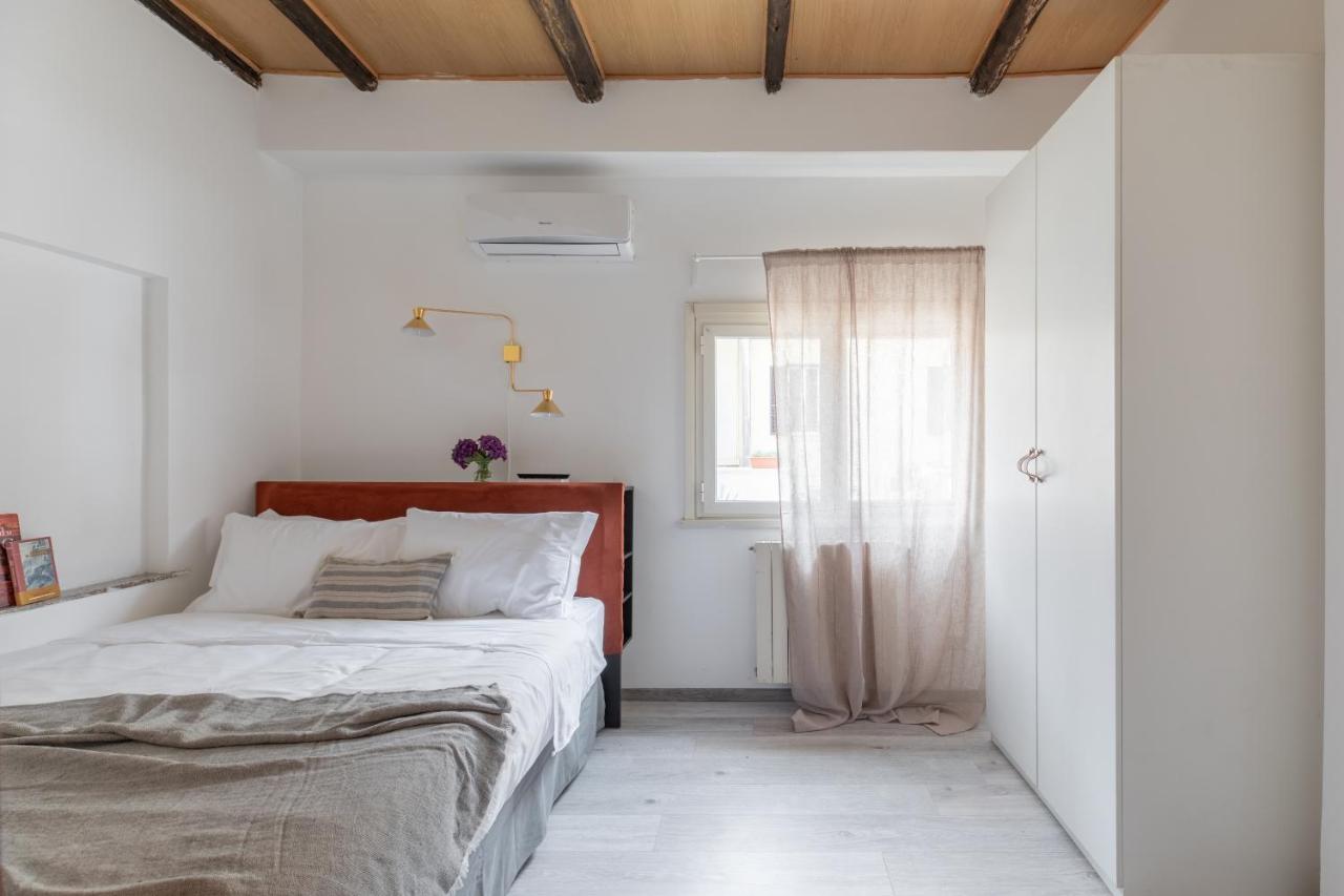 Iflat Opera Penthouse With Terrace Apartment
