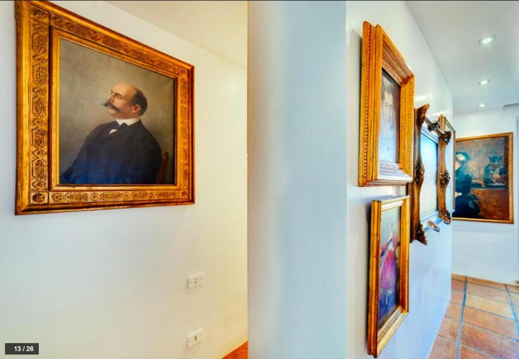 Luxury Art In Trastevere With Terrace Apartment