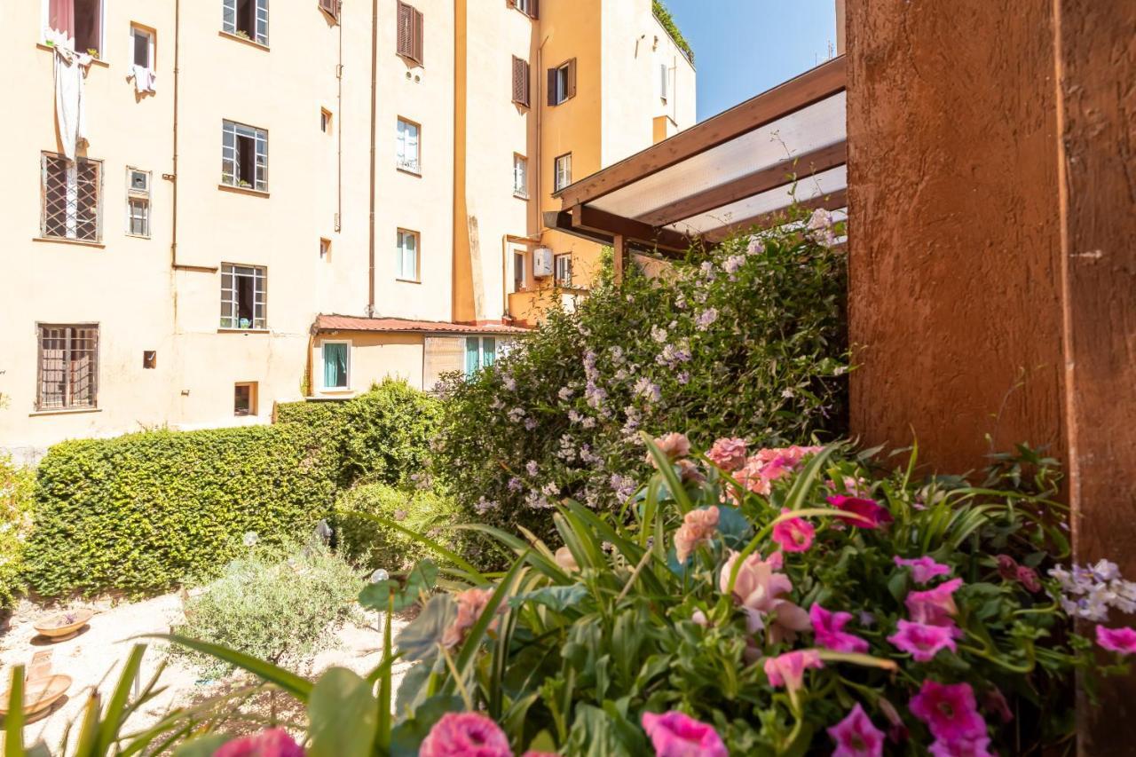 Monti Romantic Sunshine Maisonette Apartment Rome