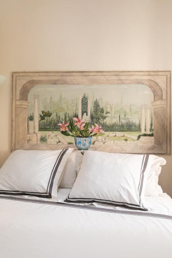 Monti Romantic Sunshine Maisonette Apartment Rome
