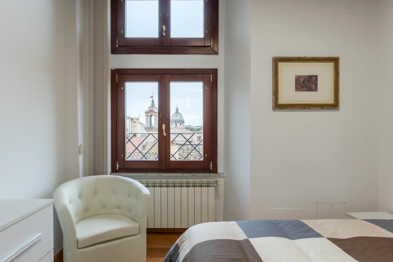 Palazzo Altieri Penthouse *