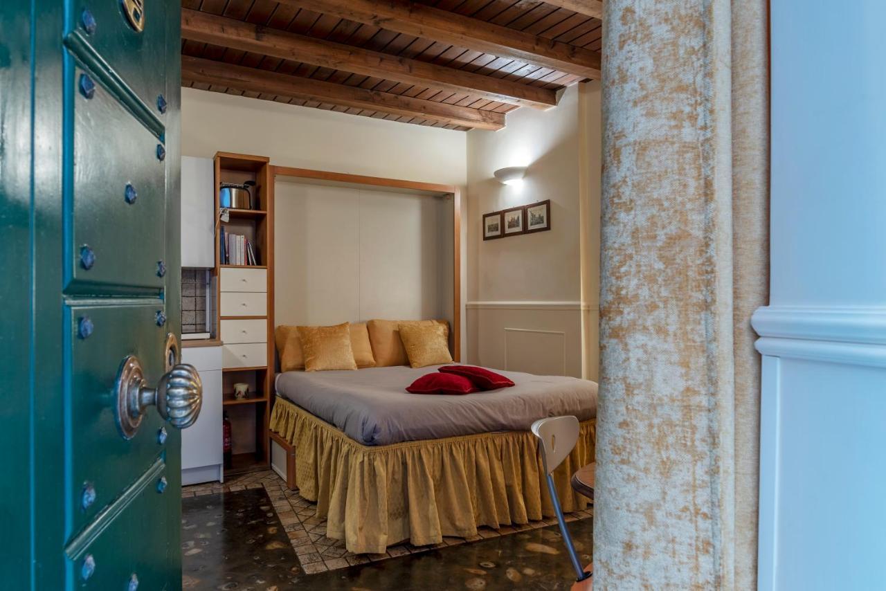 Piazza Navona Cozy And Studio * Rome