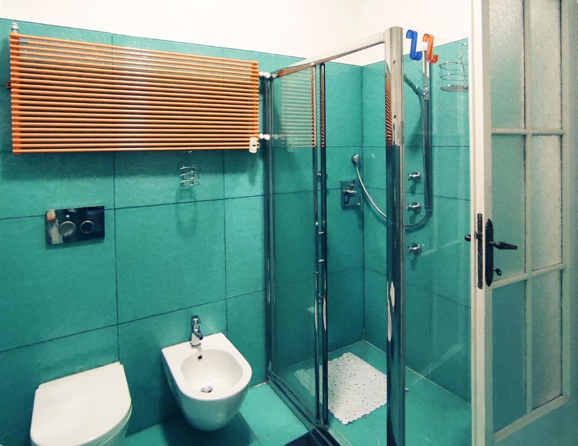 Guest house Locazione Turistica San Giovanni, Via Voghera Rome