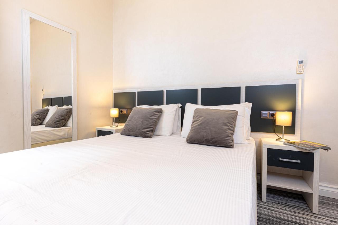 Bed & Breakfast Bb's Corso Rome