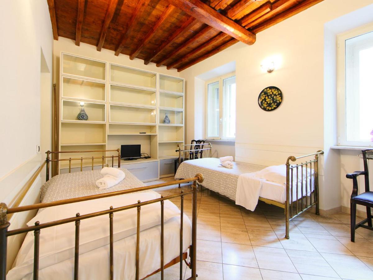 Apartment Apartment Vittorio Emanuele By Interhome
