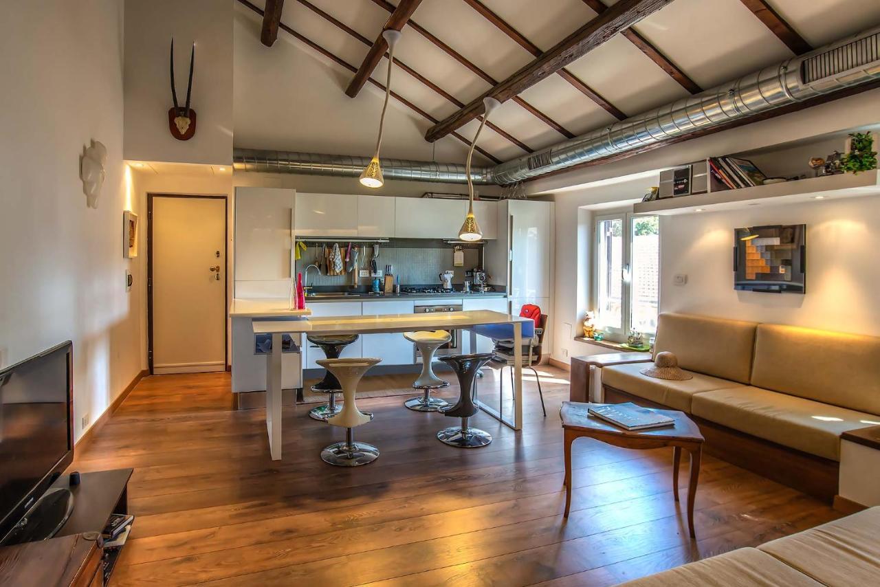 Trastevere Romantic House Apartment