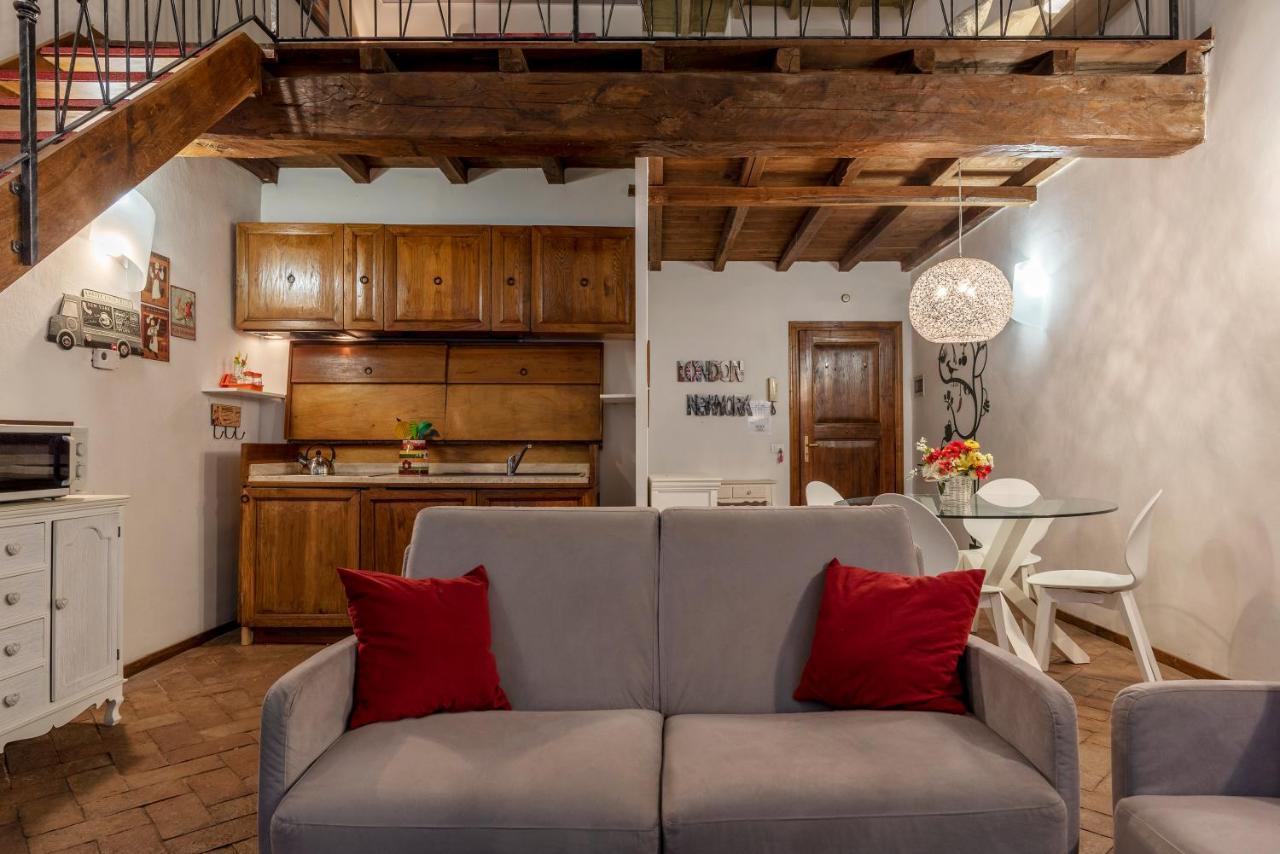 Apartment Foro Stylish And Rome