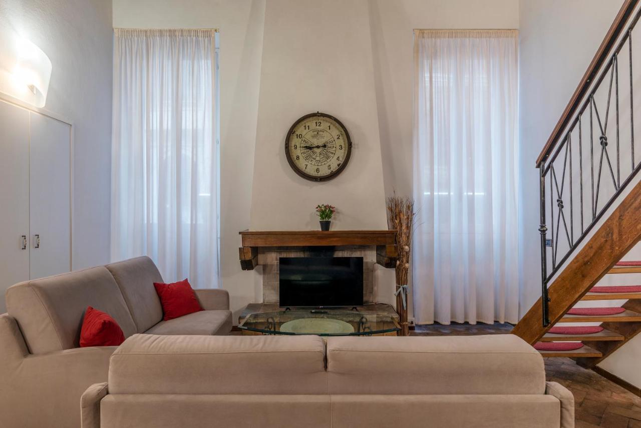 Foro Stylish And Apartment