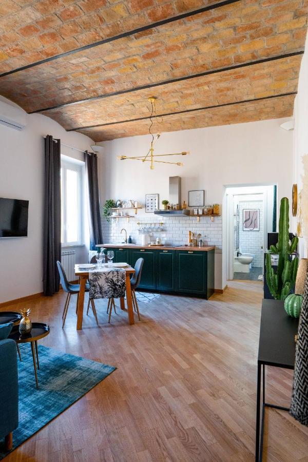 Apartment La Polveriera, Eleganti E Luminosi Vicino Al Colosseo Rome