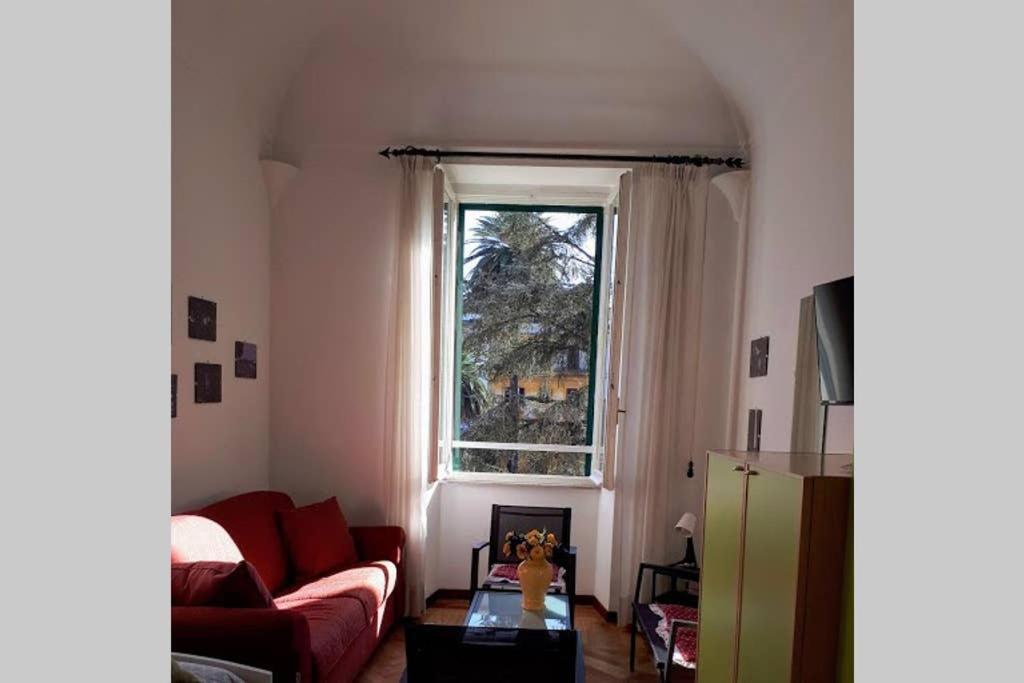 Ecce * Rome