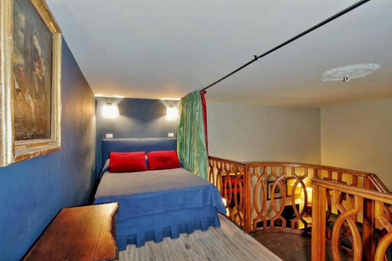 Apartamento In Centre Via Gregoriana By Halldis