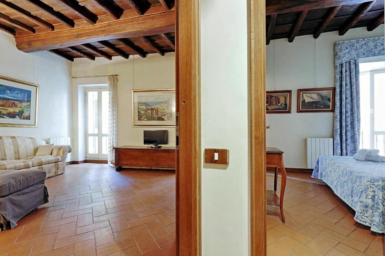 Crociferi Rome