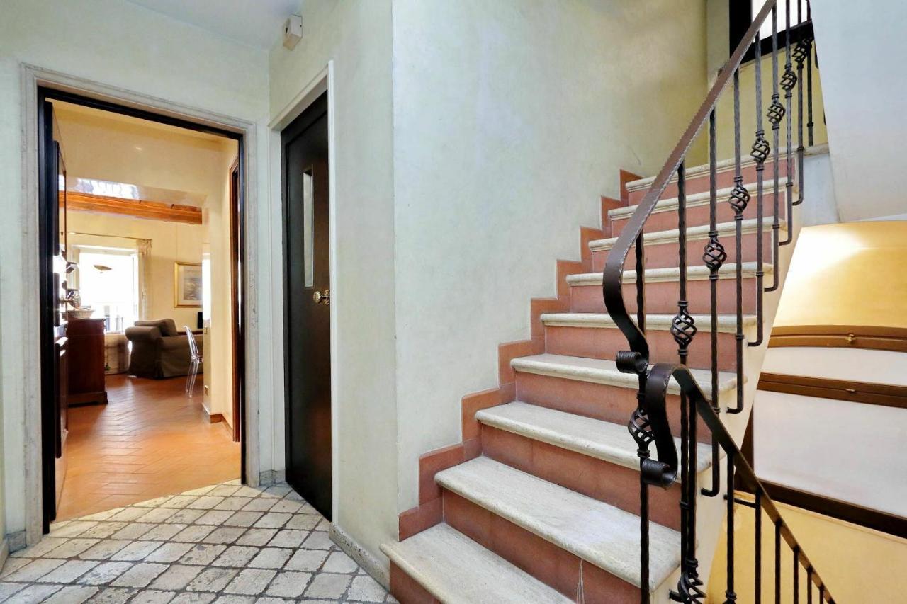 Crociferi Apartment *
