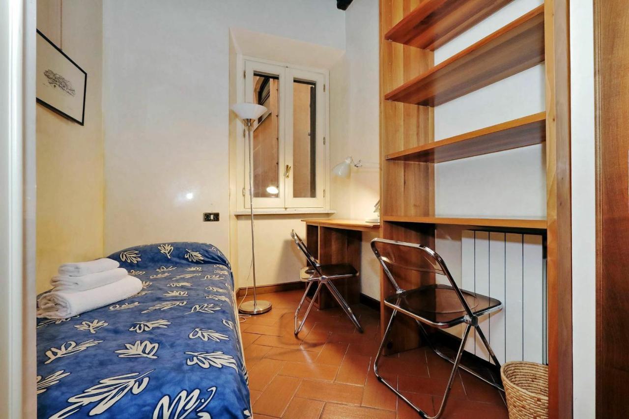 Crociferi Apartment *