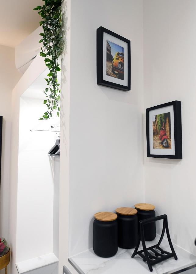 Easy Holidays - Suite Colosseo Apartamento *