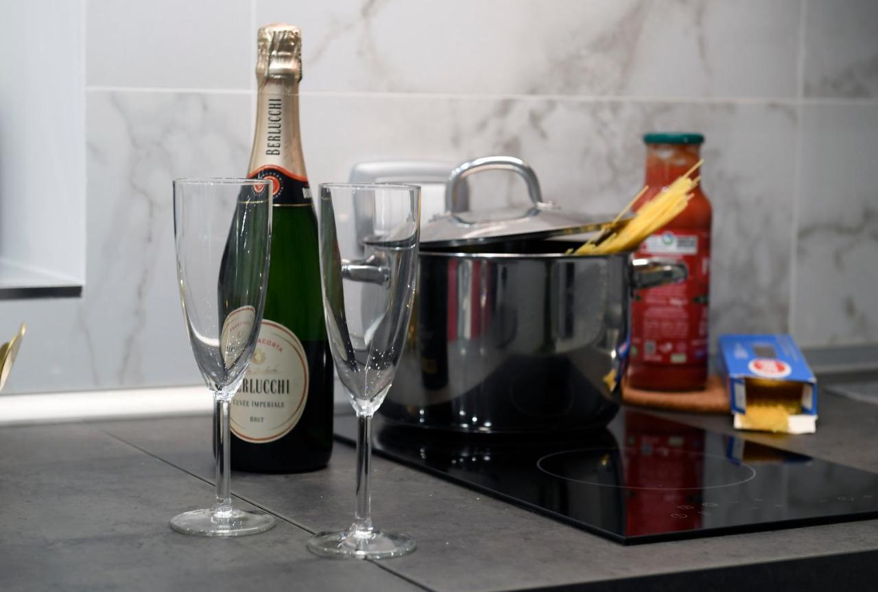 Easy Holidays - Suite Colosseo Roma