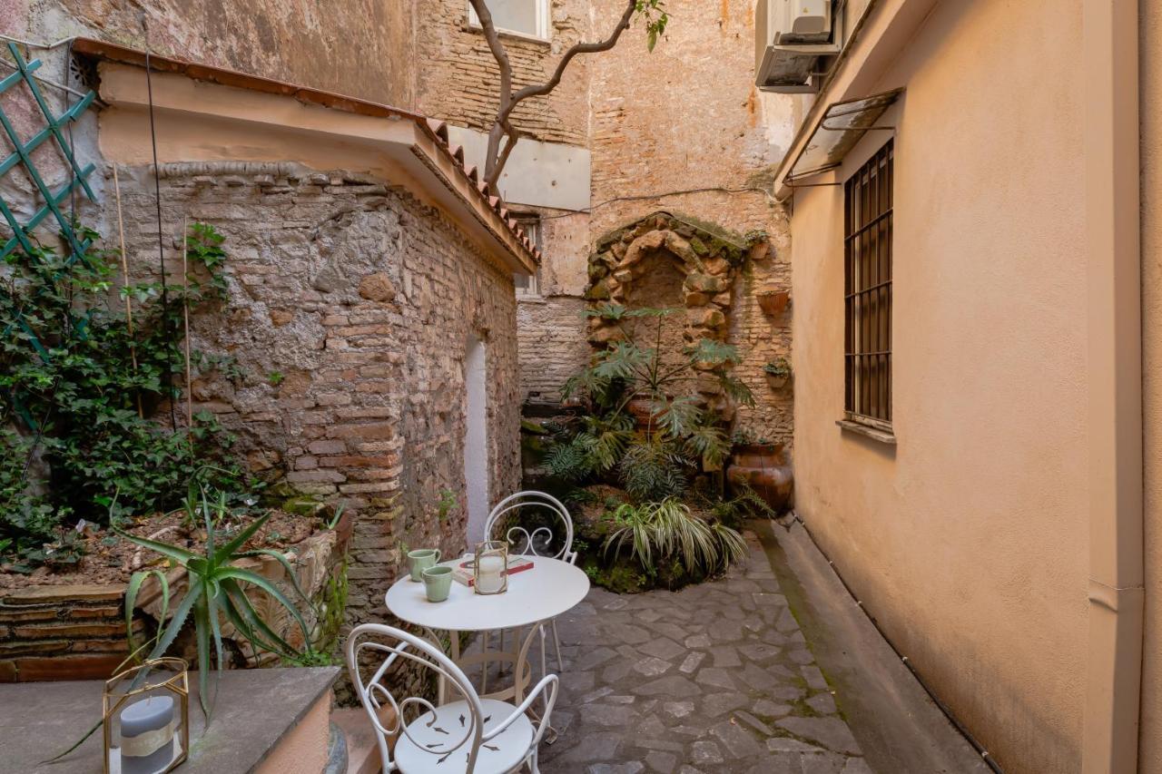 Apartment The Secret Loft Garden *