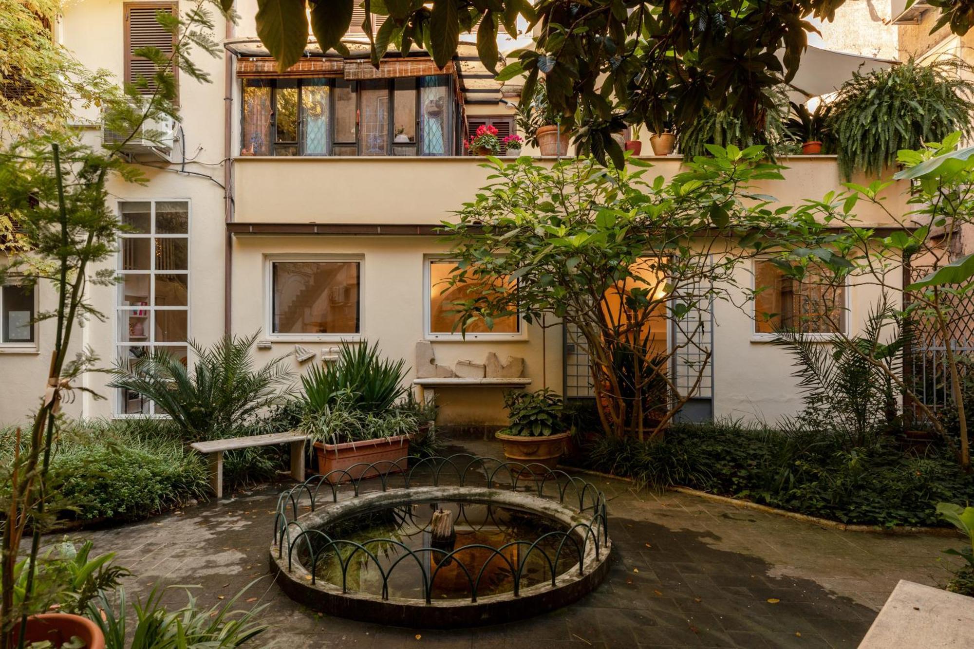 The Secret Loft Garden Rome