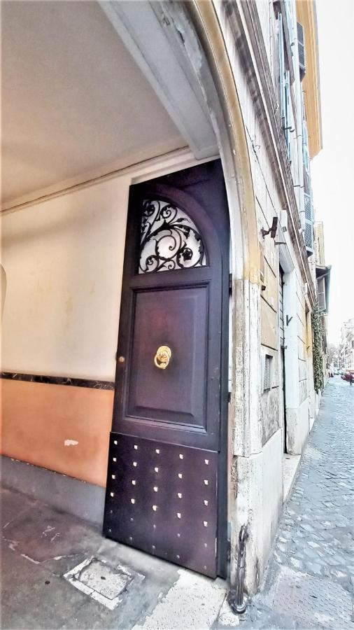 In Borgo Vittorio A Due Passi Da San Pietro Appartamento