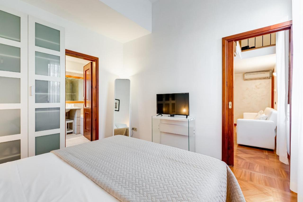 Repubblica Penthouse & Terrace By Premium Collection Apartment *