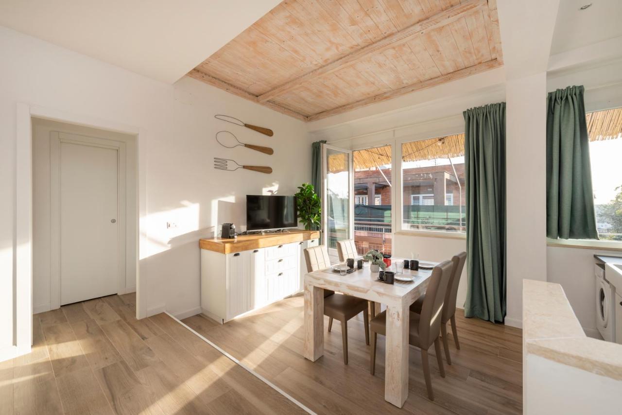 Grande, Terrazzato Perfetto Per Famiglie E Gruppi Appartement
