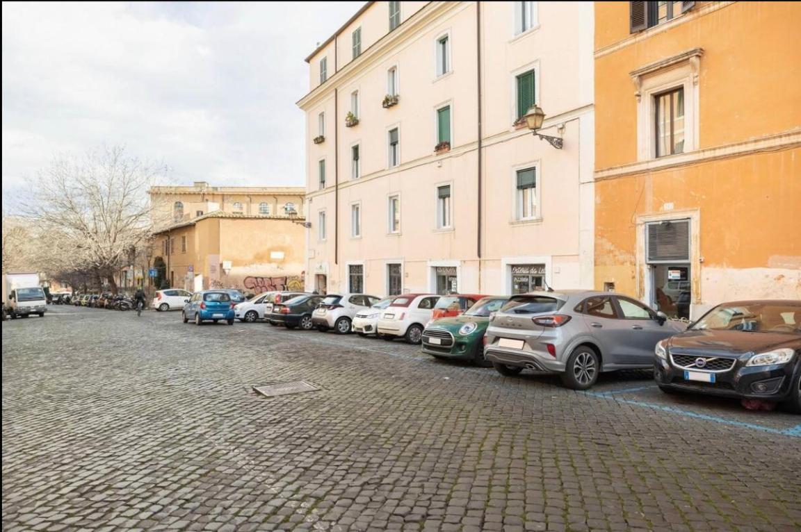 Carolina'snest In Trastevere Apartment