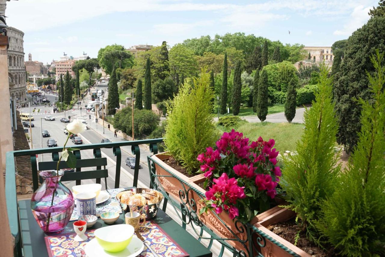 In Colosseo View Luxury Apartamento