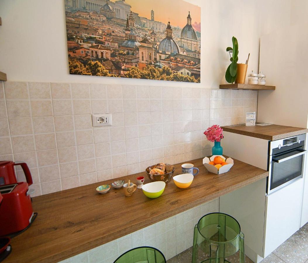 Apartment In Colosseo View Luxury