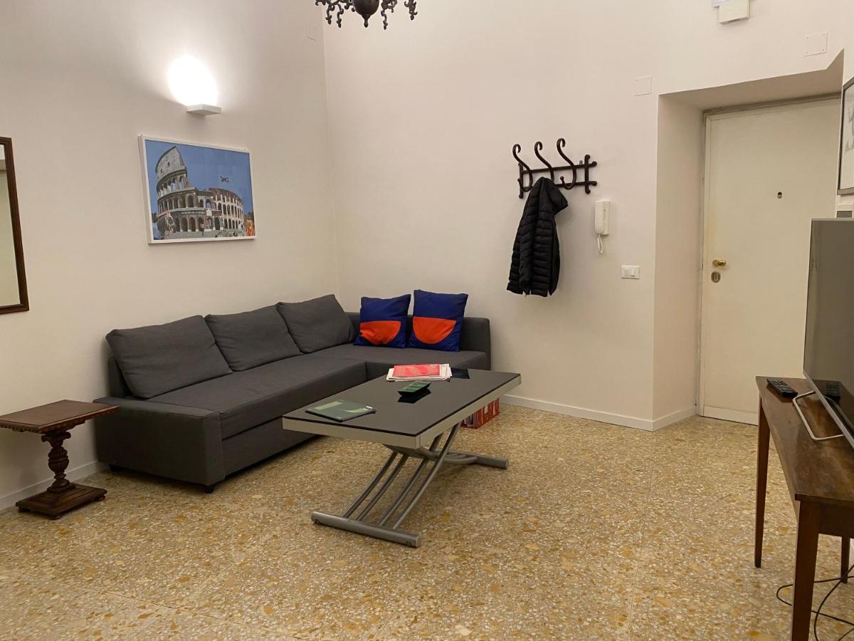 Pinciana C23 Apartment