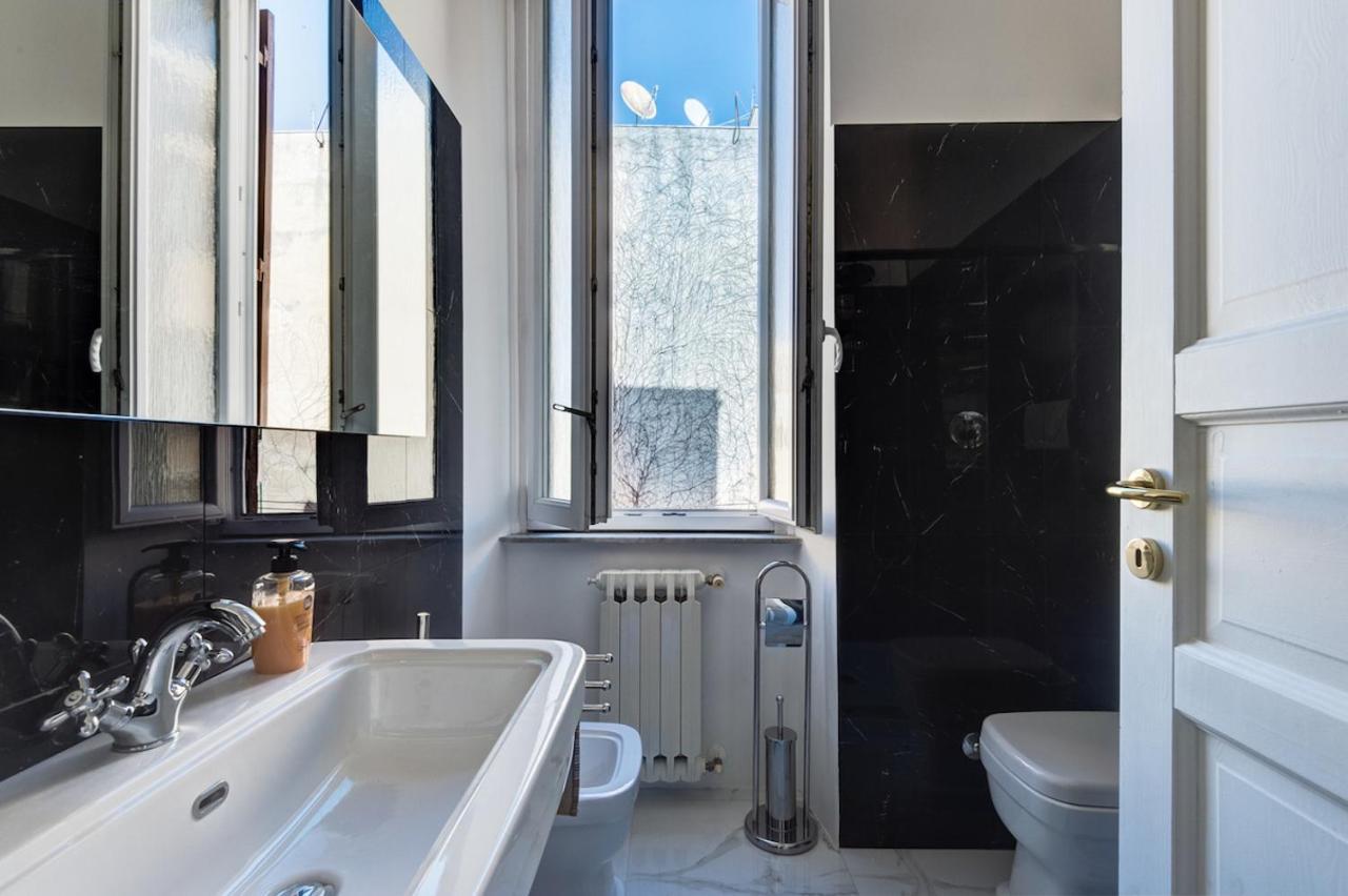 Trastevere Glorioso Marble 1 Bedroom Studio Roma