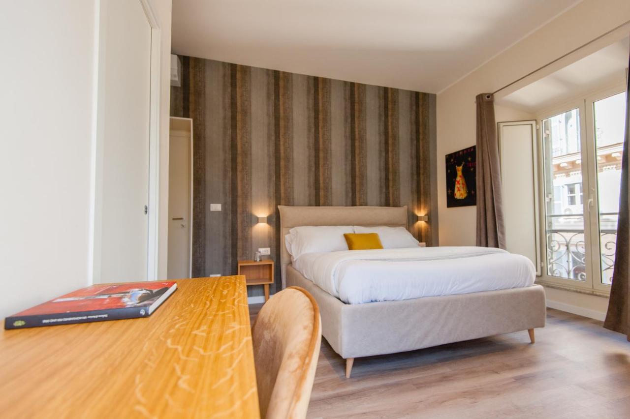 Design 18 Charming Rome