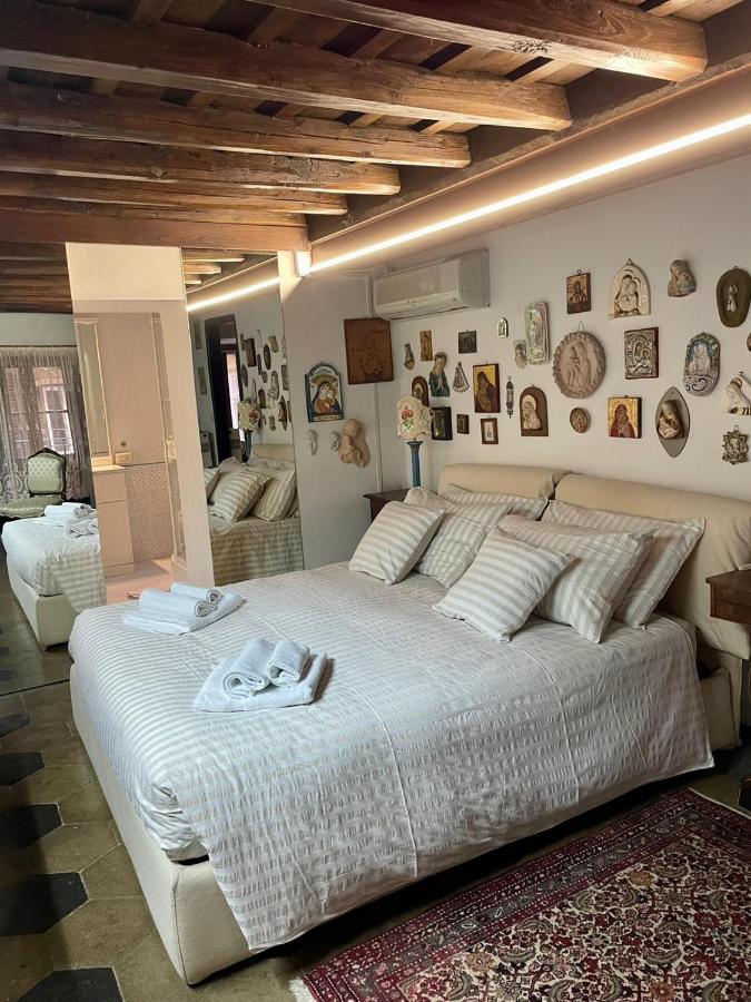 Penelope's House *