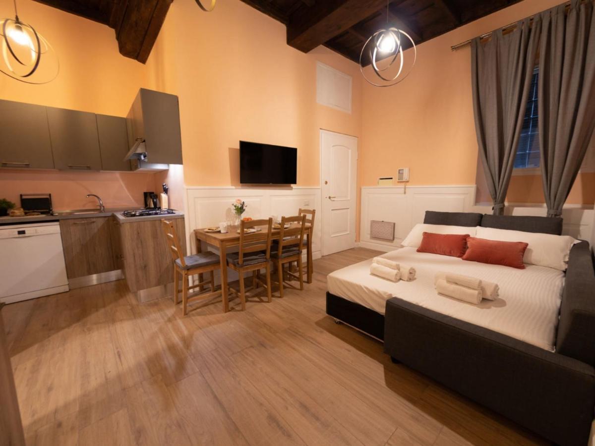 The Rent - Near Fontana Di Trevi Appartement Rome