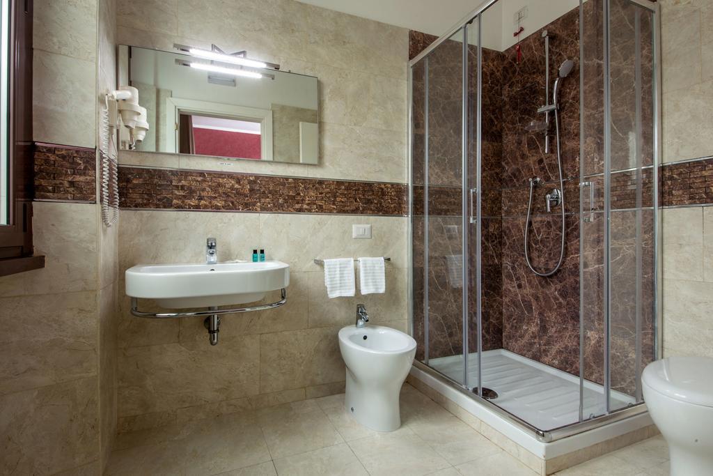 Hearth Hotel