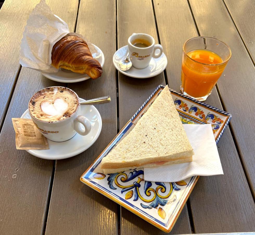 Sunnycornerinrhome Rome