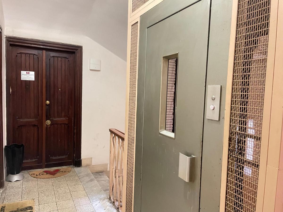 Holidays Otranto Guest house Rome
