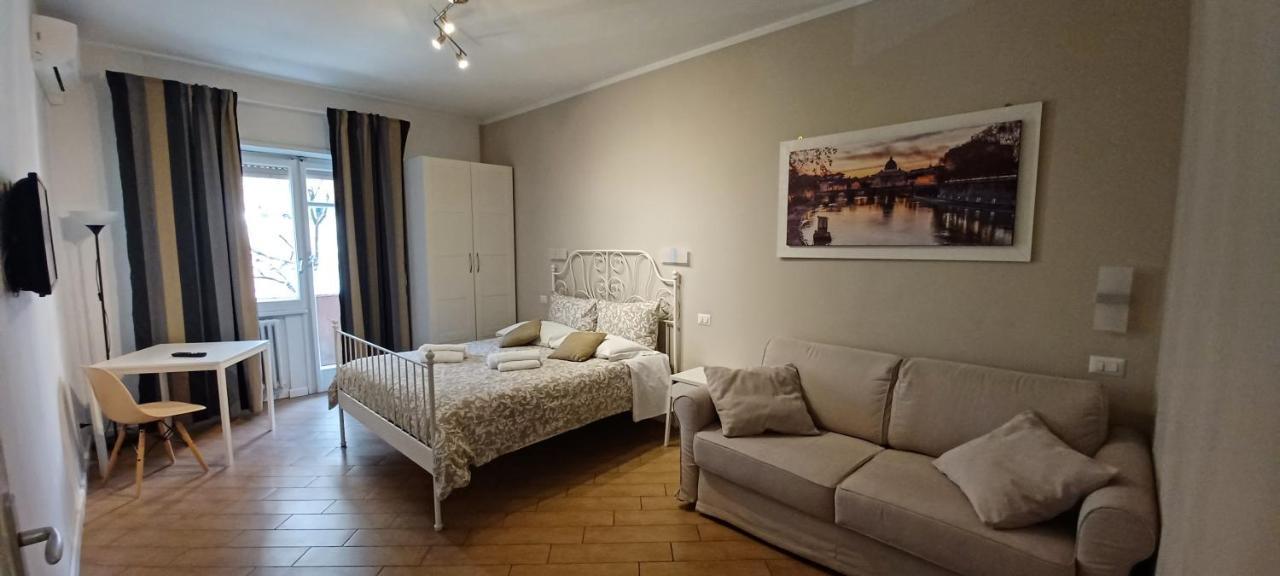 Residenza Romana Vaticana *