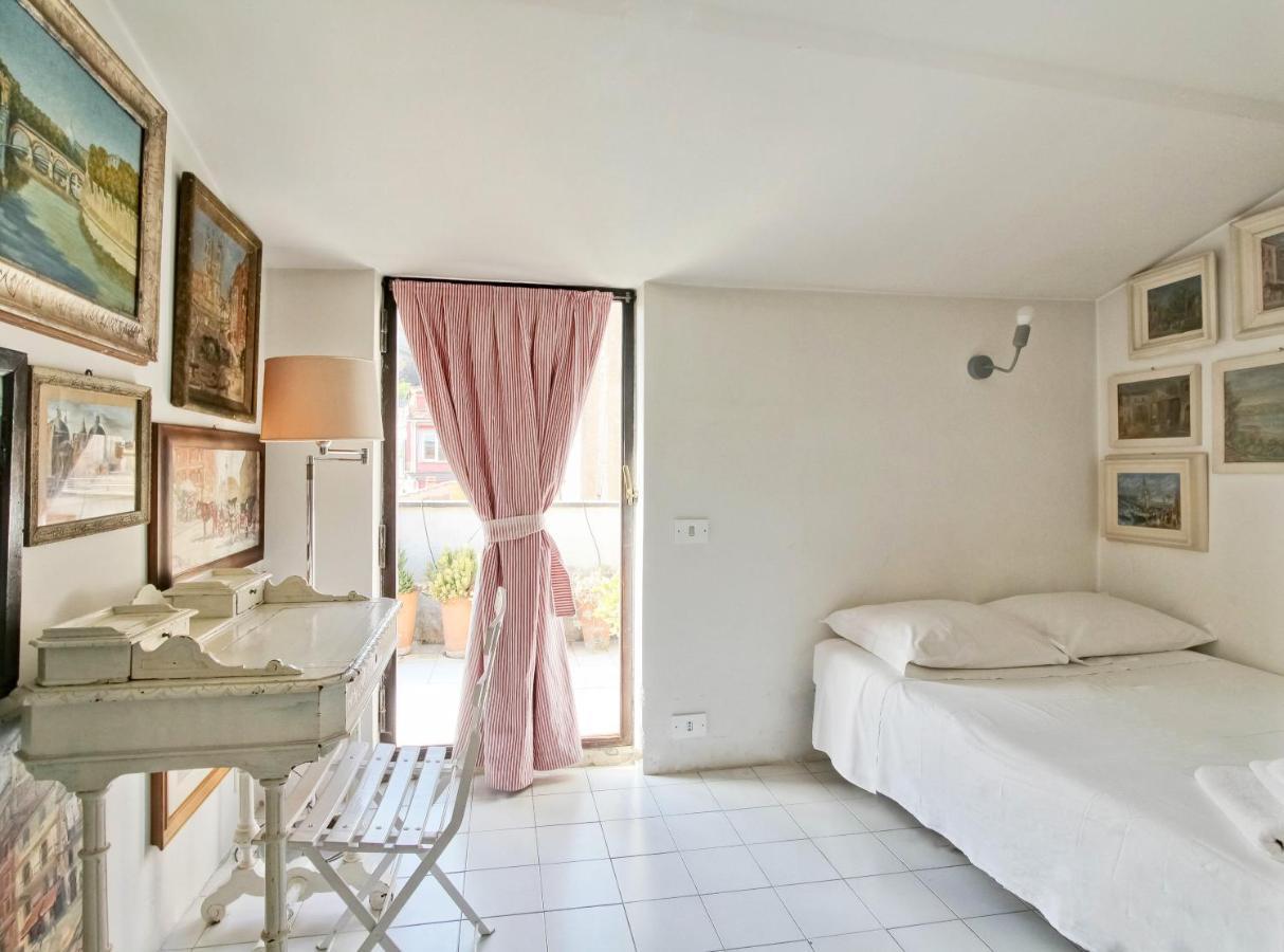 Luxury Art In Trastevere With Terrace Rome