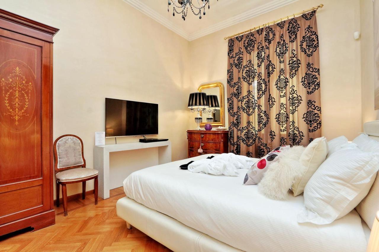 Luxury To Spanish Steps