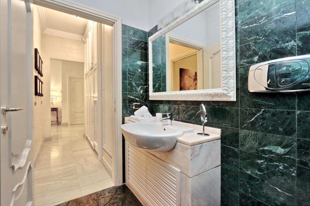 Luxury To Spanish Steps * Rome