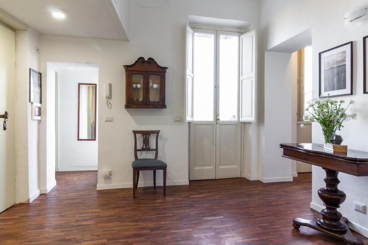 Santonofrio Romantica Apartment Rome