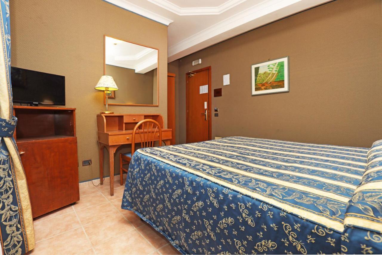 Hotel Rimini 3*
