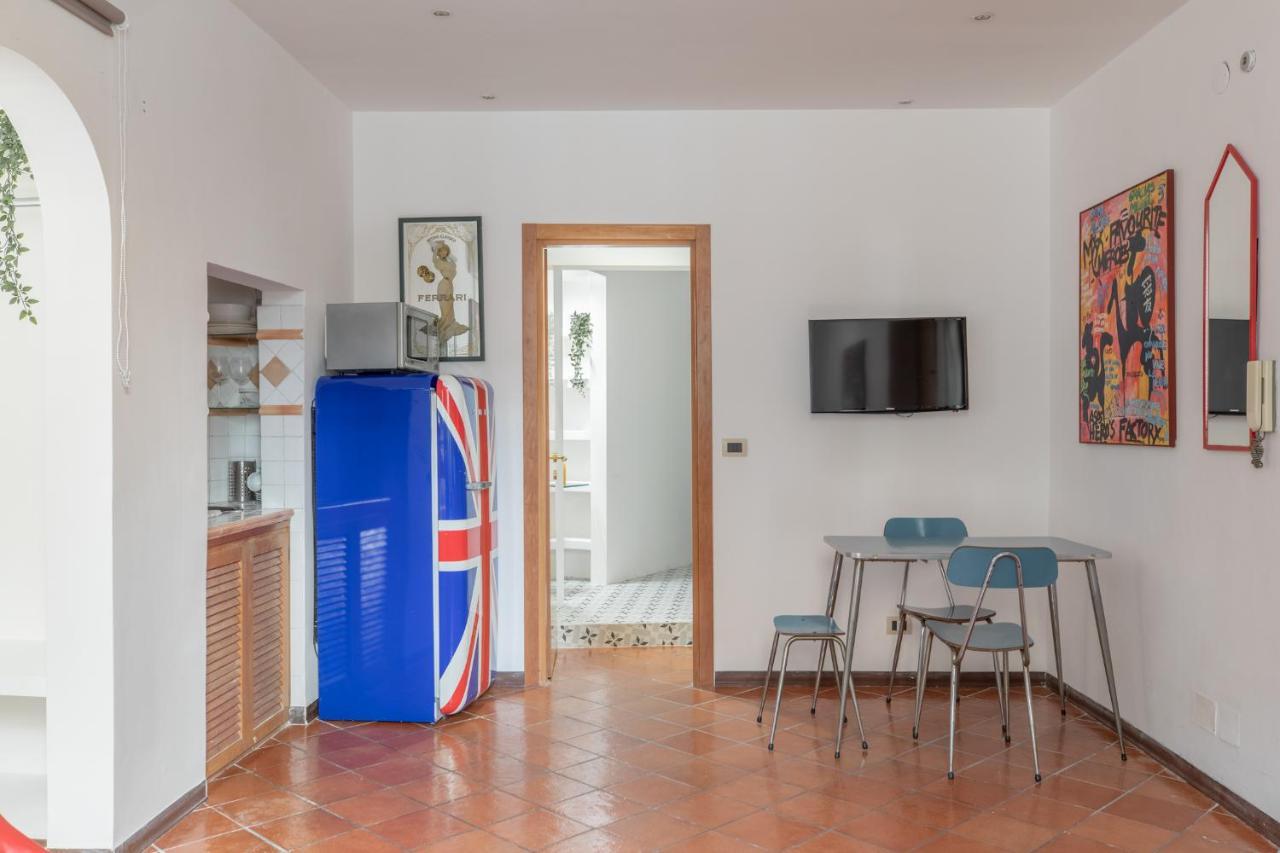 Iflat Pop Art In Monti Apartment Rome