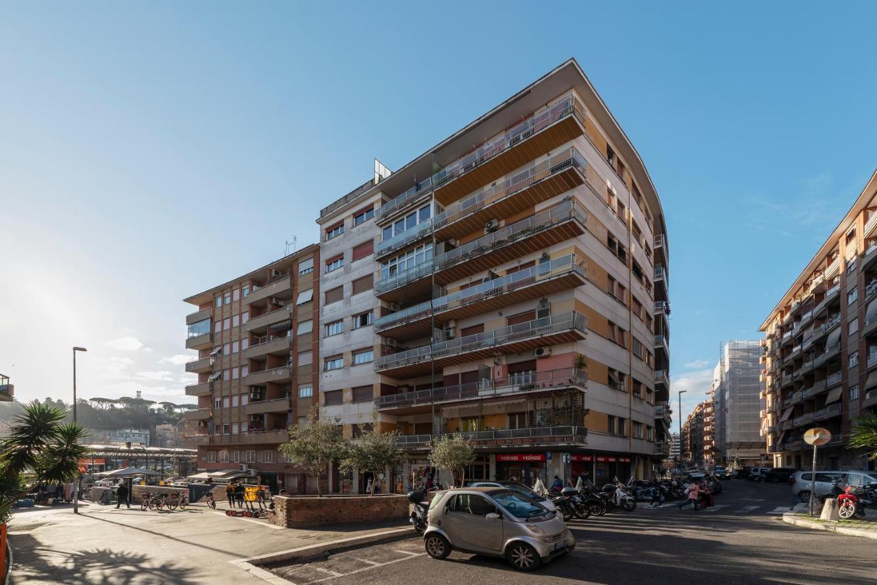 Mm Cipro With Balcony Appartamento Roma