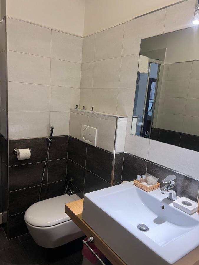 Luxury Sistina Suites