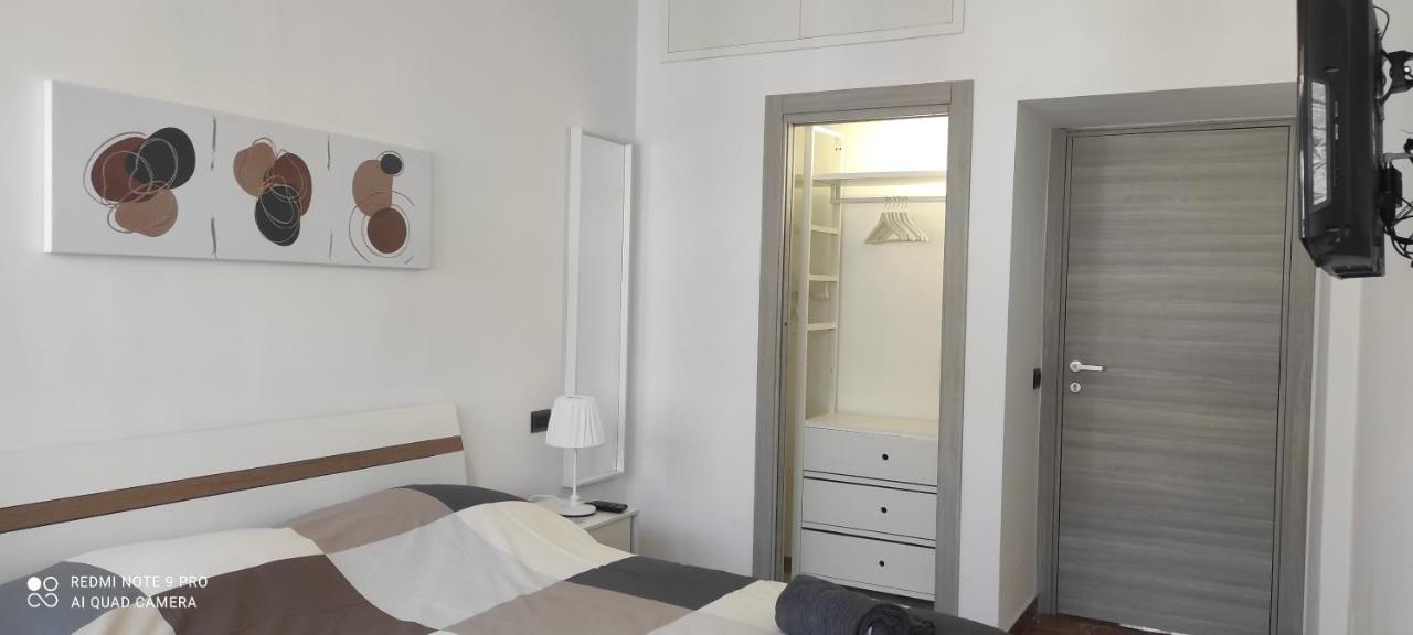 Pasqualina's House Guest house