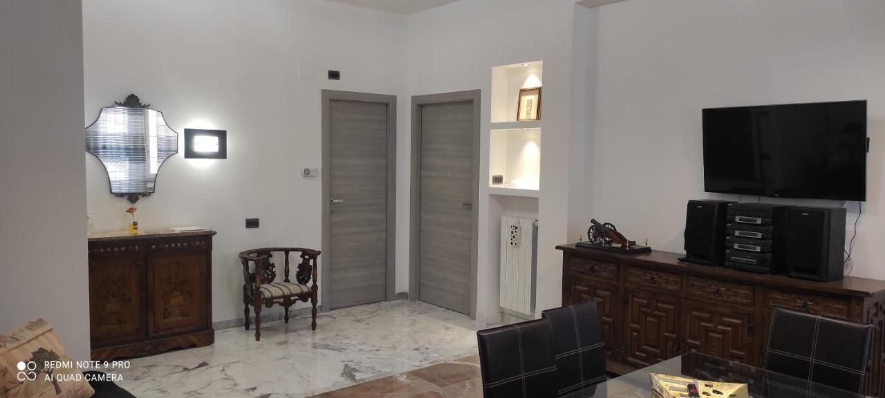 Pasqualina's House Roma